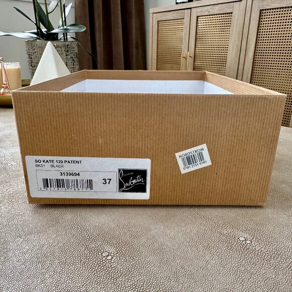 Christian Louboutin So Kate Patent Pointed Toe 120 mm Pumps - Picture 7 of 8